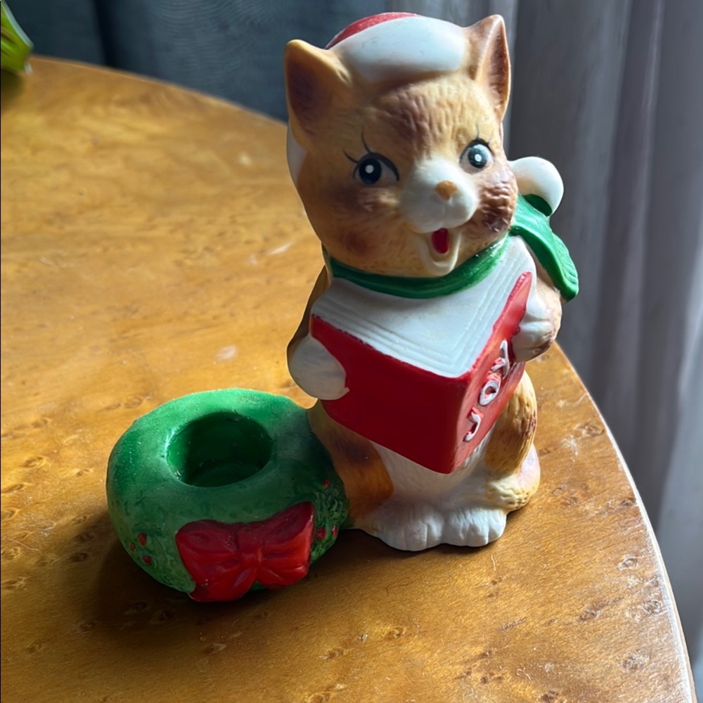 Festive Cat Figurine with Book and Wreath